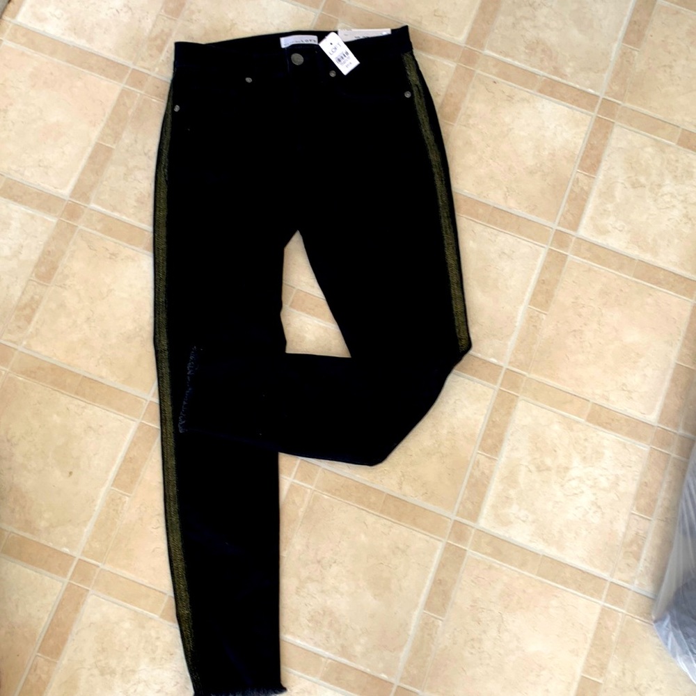 NWT LOFT SKINNY BLACK JEANS SIZE 4/27 FRAYED HEM GOLD TRIM